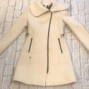 Like-new Soia y Kyo ivory/cream long wool coat